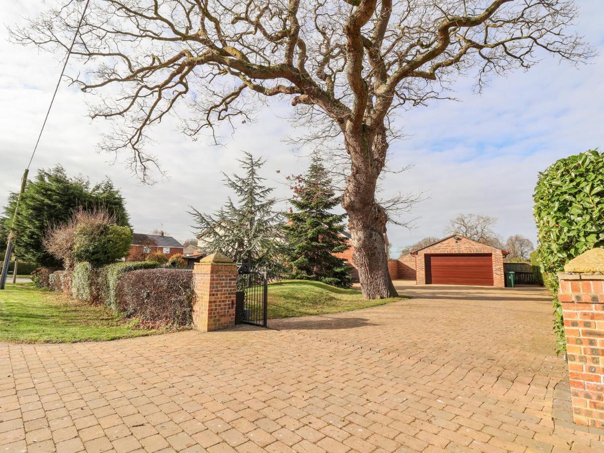 4 Green Farm Cottage Chester Bagian luar foto