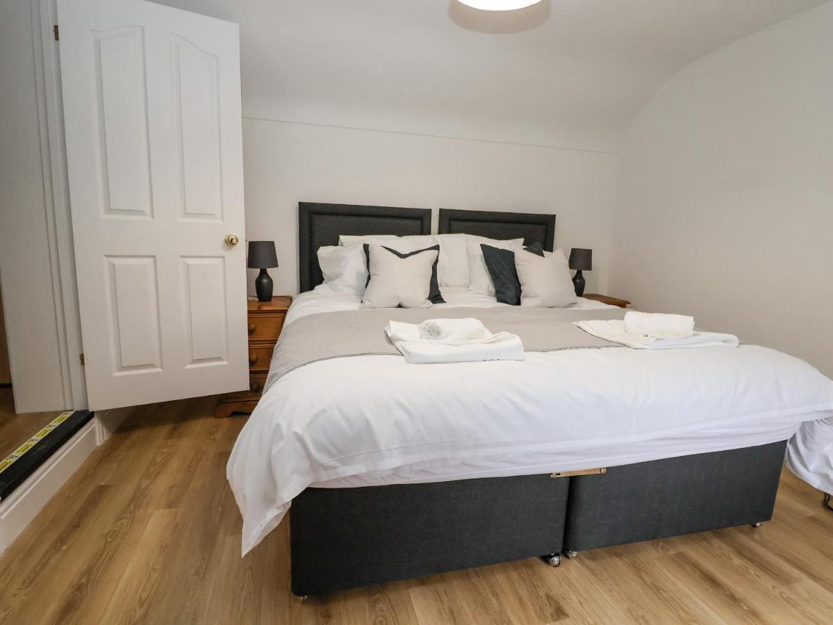 4 Green Farm Cottage Chester Bagian luar foto